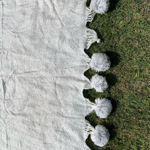 Nina Cambell blanket - Picture 4 of 6